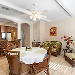 Siesta Avenida Townhome 5208