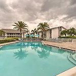 Walk To Beach Resort-Style Siesta Key Condo!