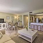 Siesta Key Condo Resort Amenities, Walk To Beach!
