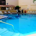 Sarasota Pool Apartment