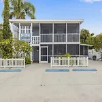 Honeysuckle - L