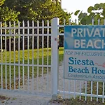 Beachside Vacation Rental Condo On Siesta Key With Pool Access