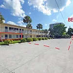 Beachside Vacation Rental Condo On Siesta Key With Pool Access