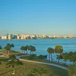 #1Us Siesta Key Beach Pool House