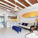 Beachfront Getaway In Siesta Key