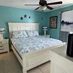Beachfront Condo! Gulf View From All Rooms, Pool, Chairs Provided