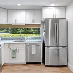 1166 Pd Contemporary Coastal Luxury