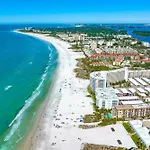 Excelsior Beach To Bay-Bayside