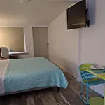Beachpoint Cottages