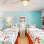 Sweet Beach Retreat