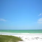 Newly Remodeled 8-Steps To Sand Path Of Beach!