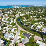 Paradise Cove