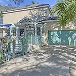 Hemingway House - 117