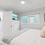 Siesta Key Village And Beach Walkable, Condo With Private Porch
