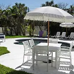 Luxury Getaway Steps From Beach Sleeps 10