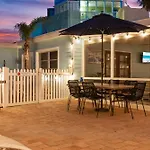 Exclusive Home Oasis, Private Pool, Village And Beach Walkable
