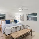 Beach Palm Villa - 5533
