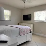 Seahorse Cabana - 1106