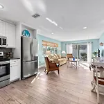 Sand Dollar Suite - 632A