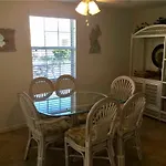 Island House Beach Resort