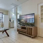 Wild Lime Cottage