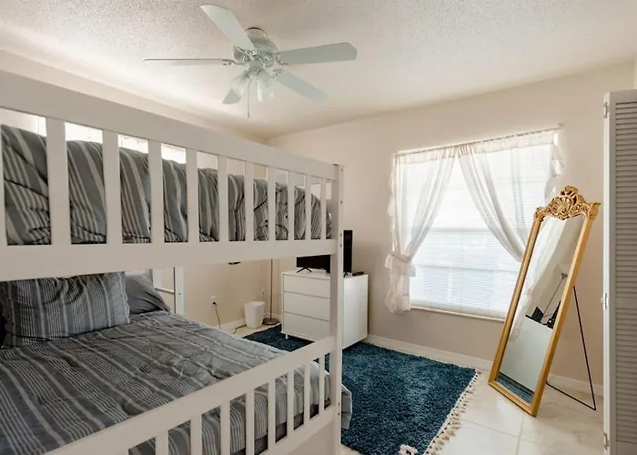 Recently Updated Cozy Siesta Key Beach Villa