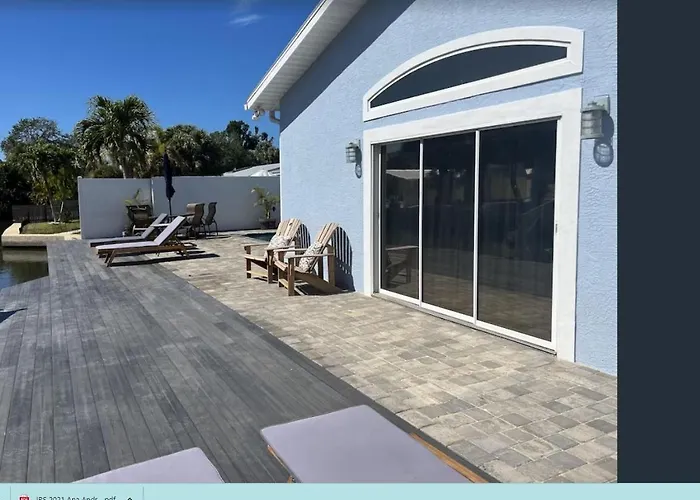Pool/Waterfront Home 5 Min Walk To Siesta Key Village And Beach