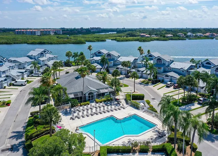 Siesta Bayside With Bay And Dock Views