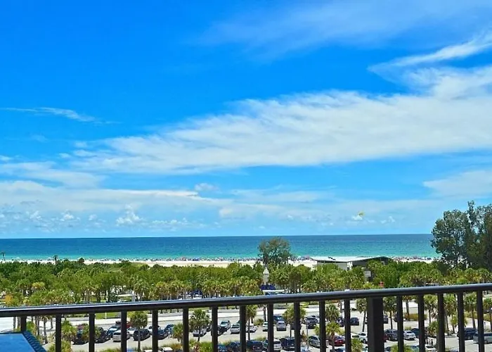 Our House At The Beach - 604E