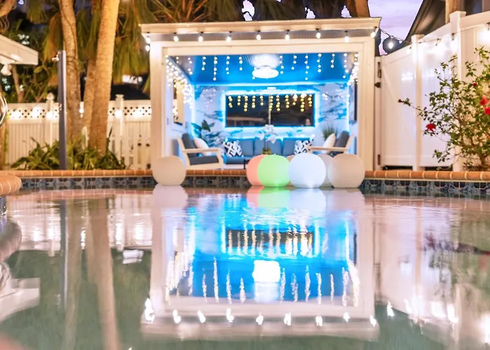 Exclusive Home Oasis, Private Pool, Village And Beach Walkable