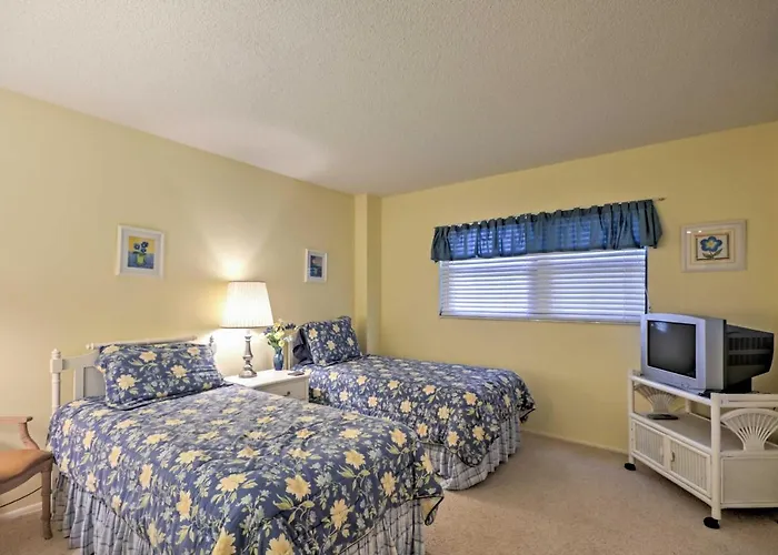 Beachfront Sarasota Resort Condo Siesta Key View!