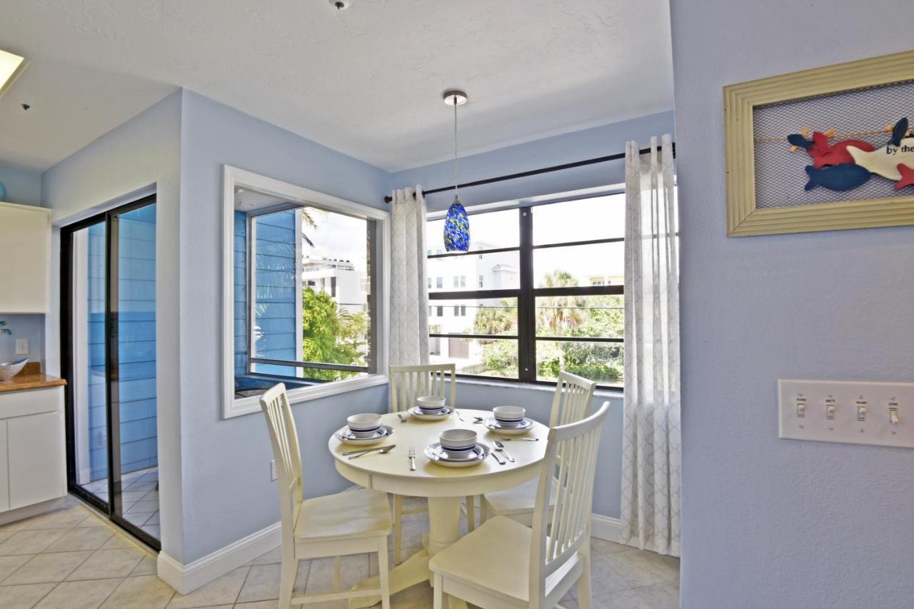Front And Walking Distance To Village *