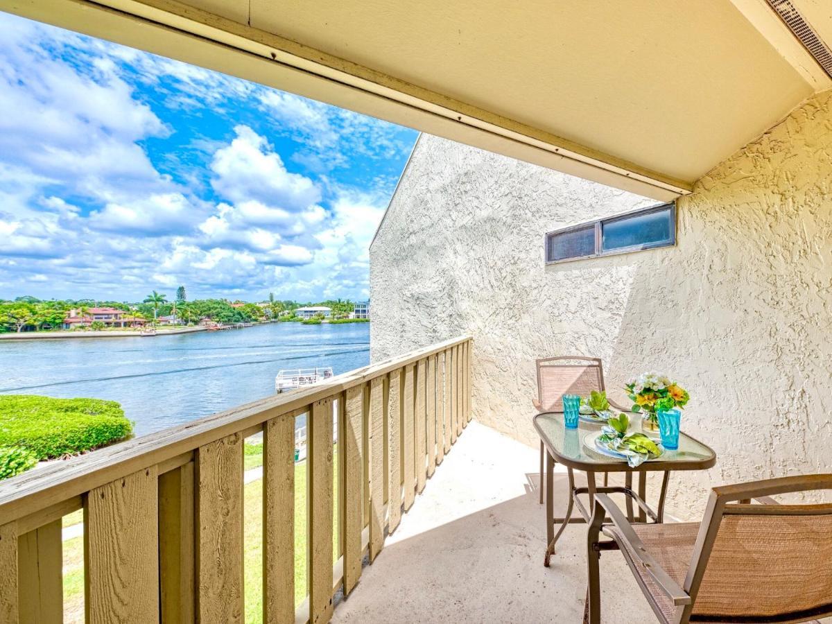 Apartment Luxury Waterfront Views - Heated Pool - 1400sf Duplex - Minutes To The Siesta Key