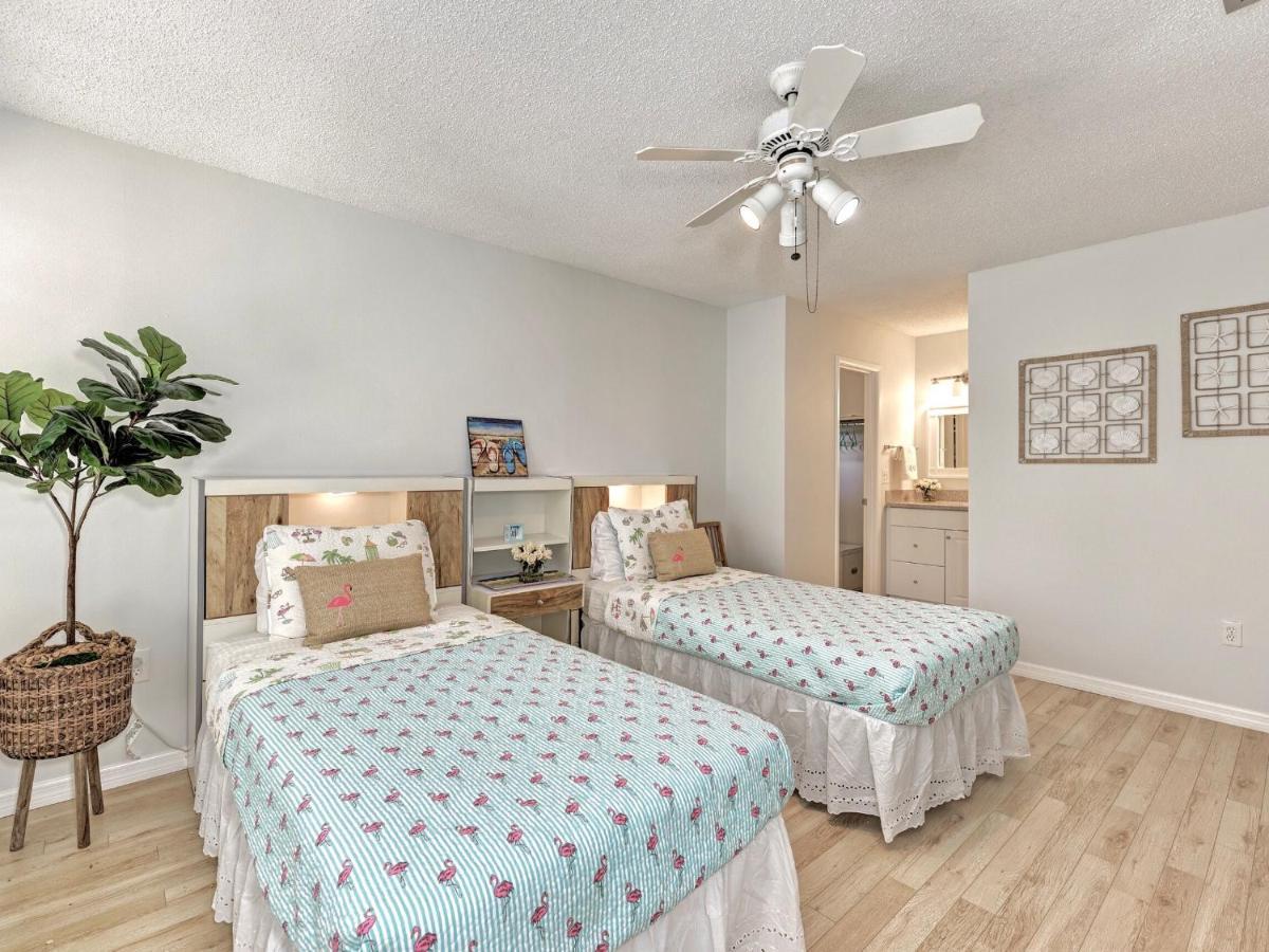 Apartment Luxury Waterfront Views - Heated Pool - 1400sf Duplex - Minutes To The *