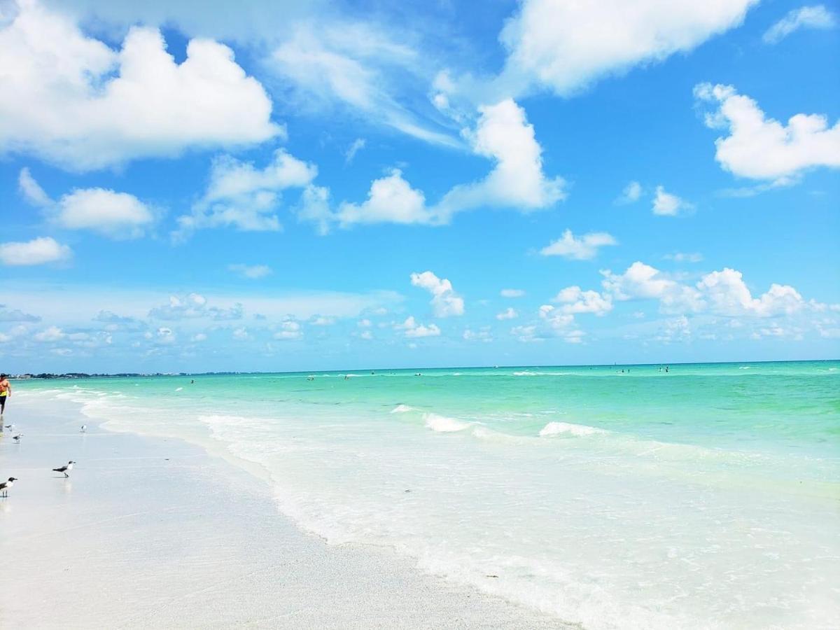 Ideal Beach Steps To Siesta Beach And Village Shops And Restaurants Holiday home