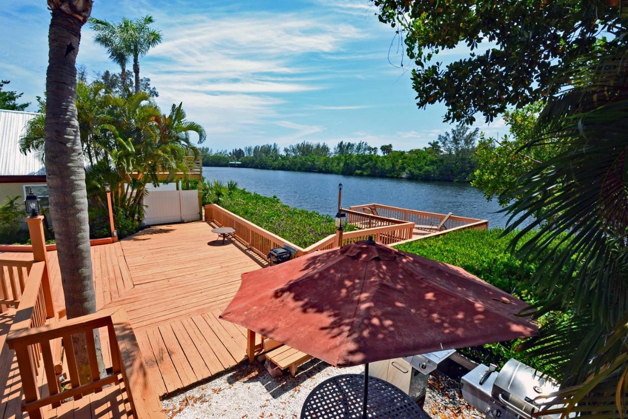 Siesta Heron &