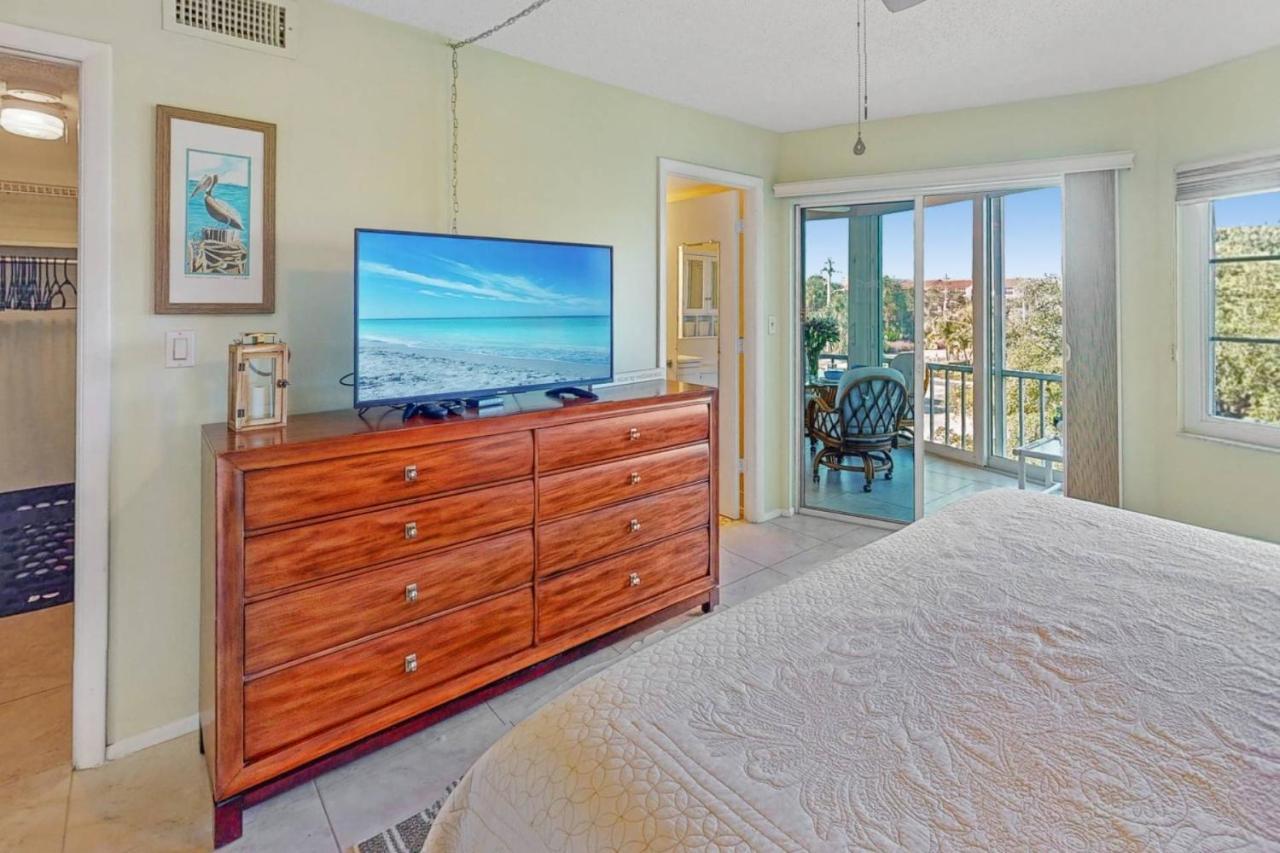 Siesta Harbor Portofino Canal View Holiday home