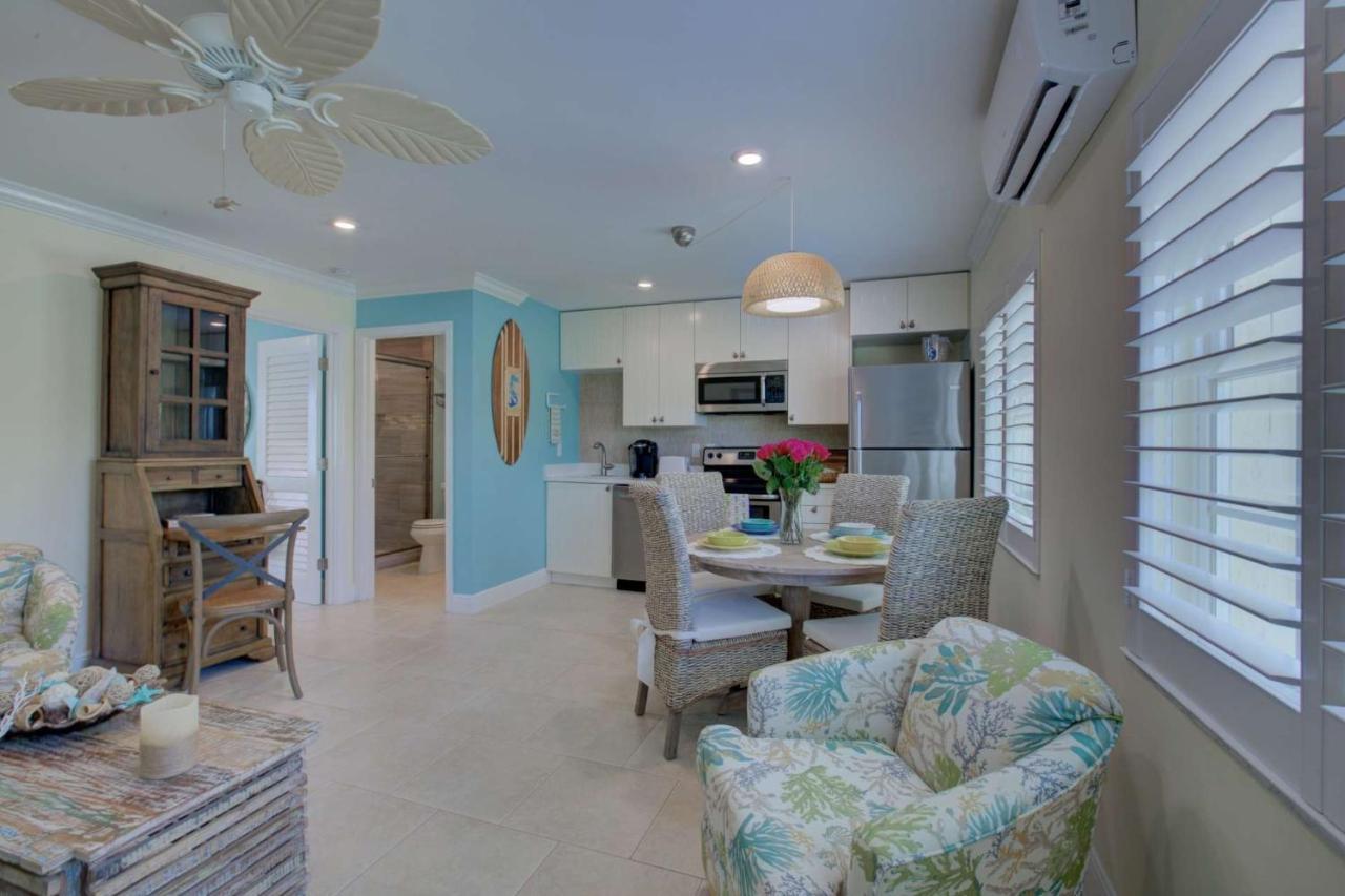 Lulu's Key House 1/1 Upstairs Siesta Key