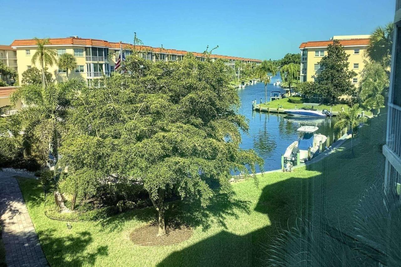 Siesta Harbor Portofino Canal View *