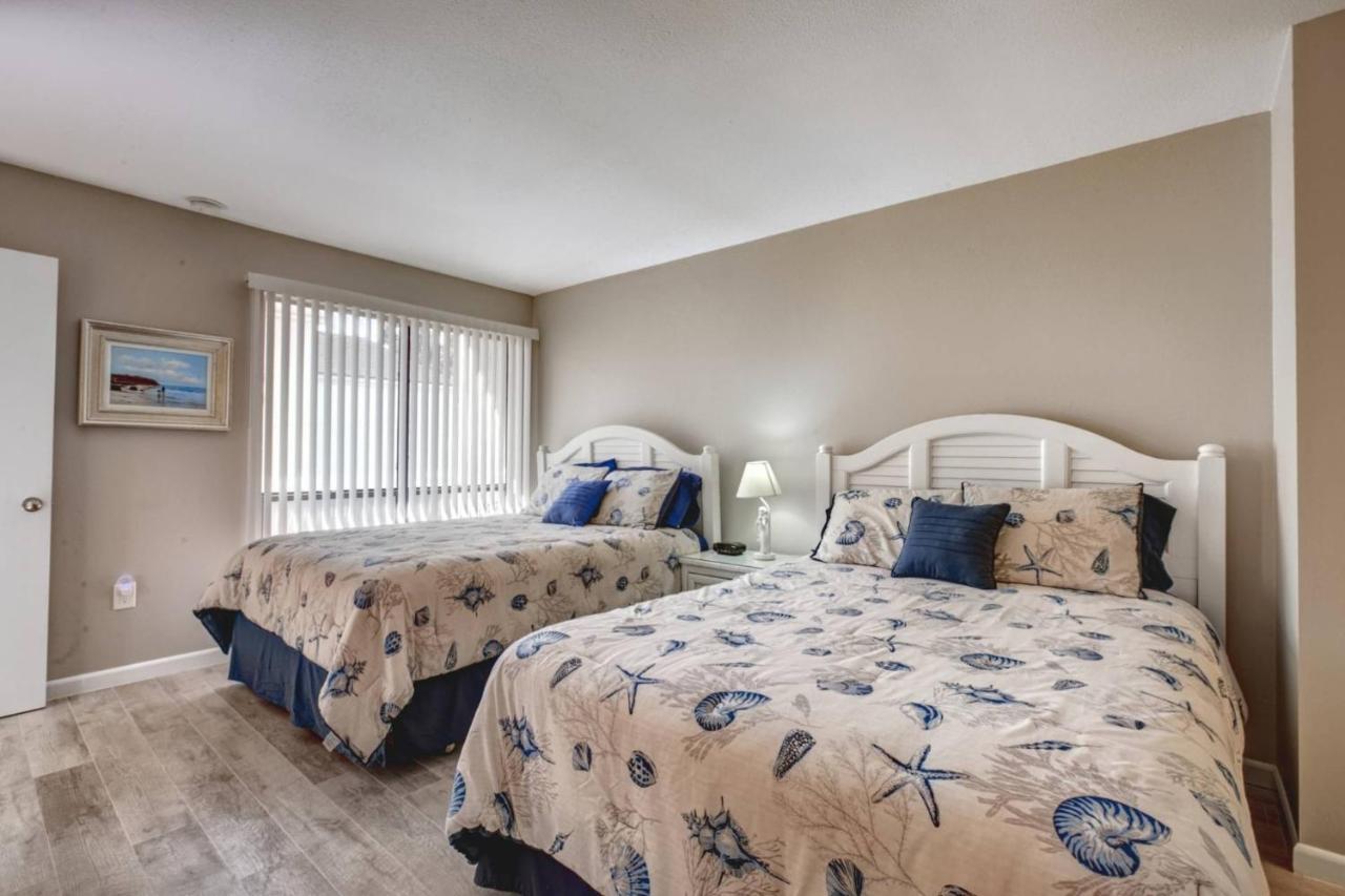 Bay Oaks C 2nd Floor *