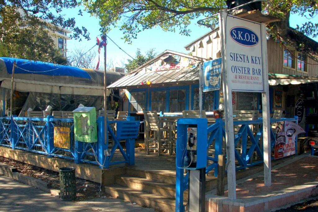 Siesta Cool: Only Minutes Walk To Siesta Beach! Siesta Key