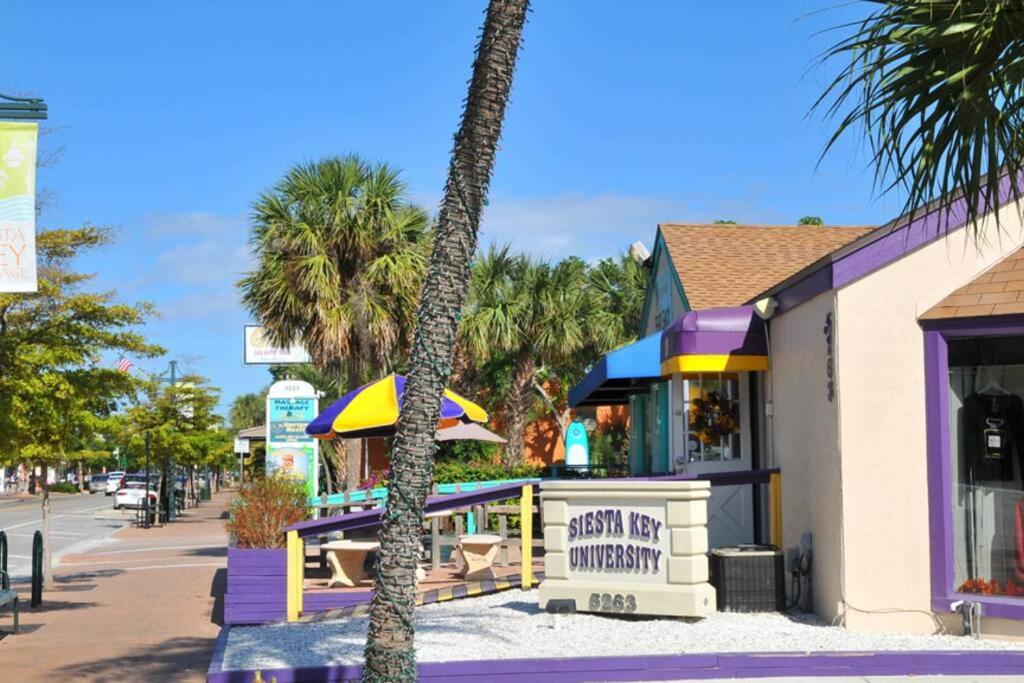 Apartment Siesta Cool: Only Minutes Walk To Siesta Beach! Siesta Key