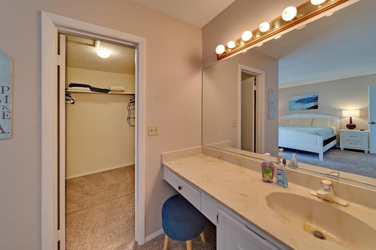 - 2 Bedroom - 3 Beds - 3 Bathroom Duplex With Heated Swimming Pool Siesta Key