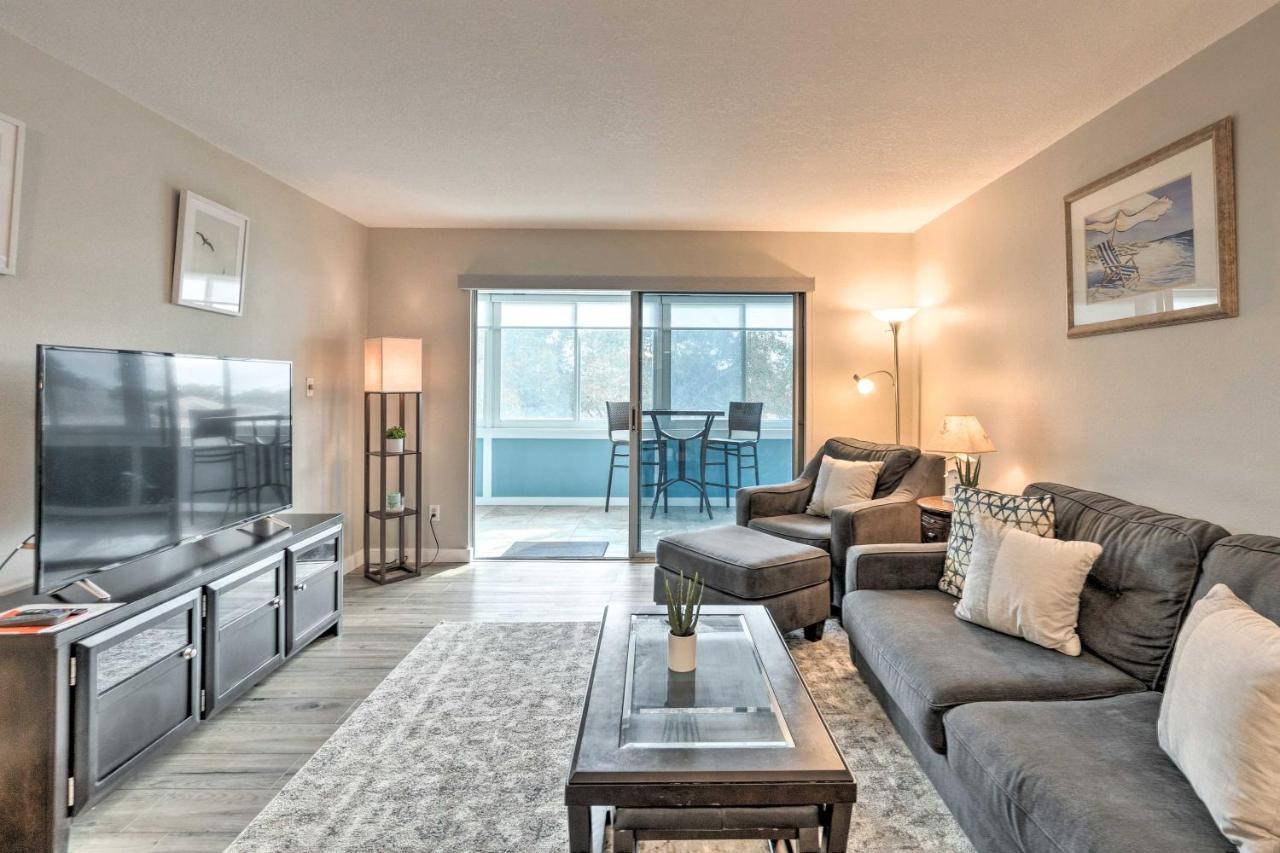 Walk To Resort-style Condo! *
