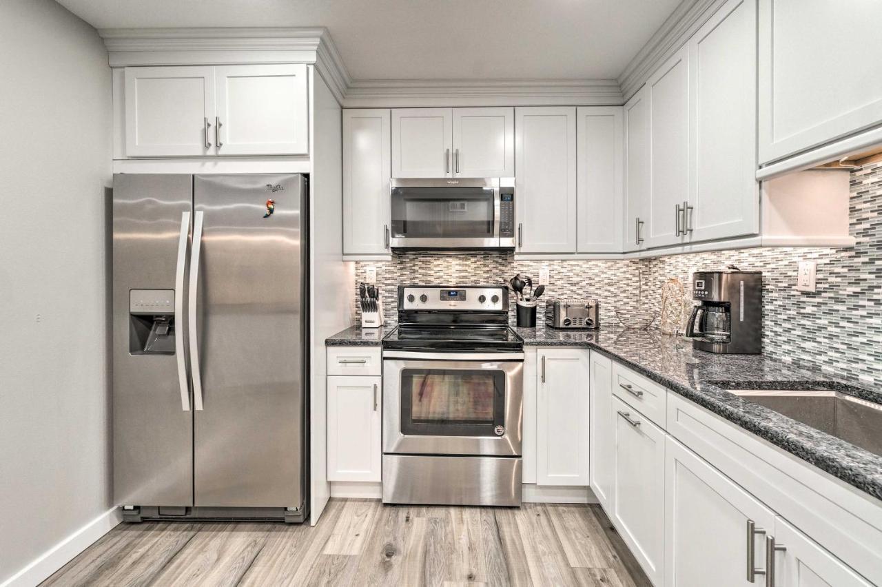 Apartment Walk To Resort-style Condo! Siesta Key
