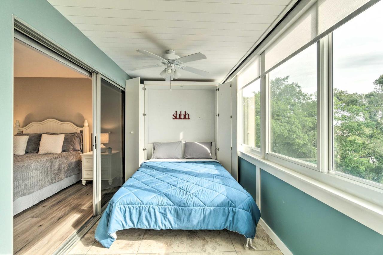 Apartment Walk To Resort-style Condo! *
