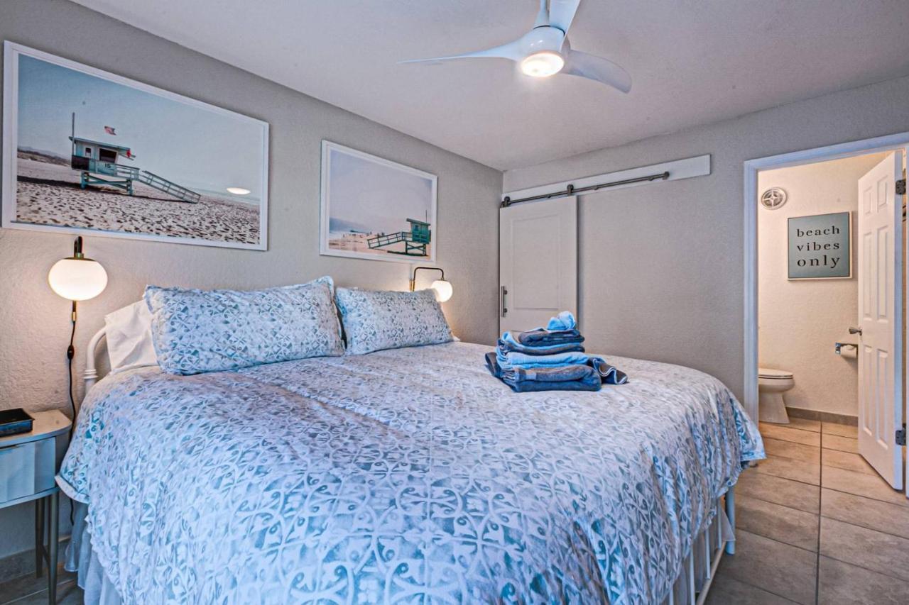 Palm Bay Club Bayside Closest To Gulf * Siesta Key