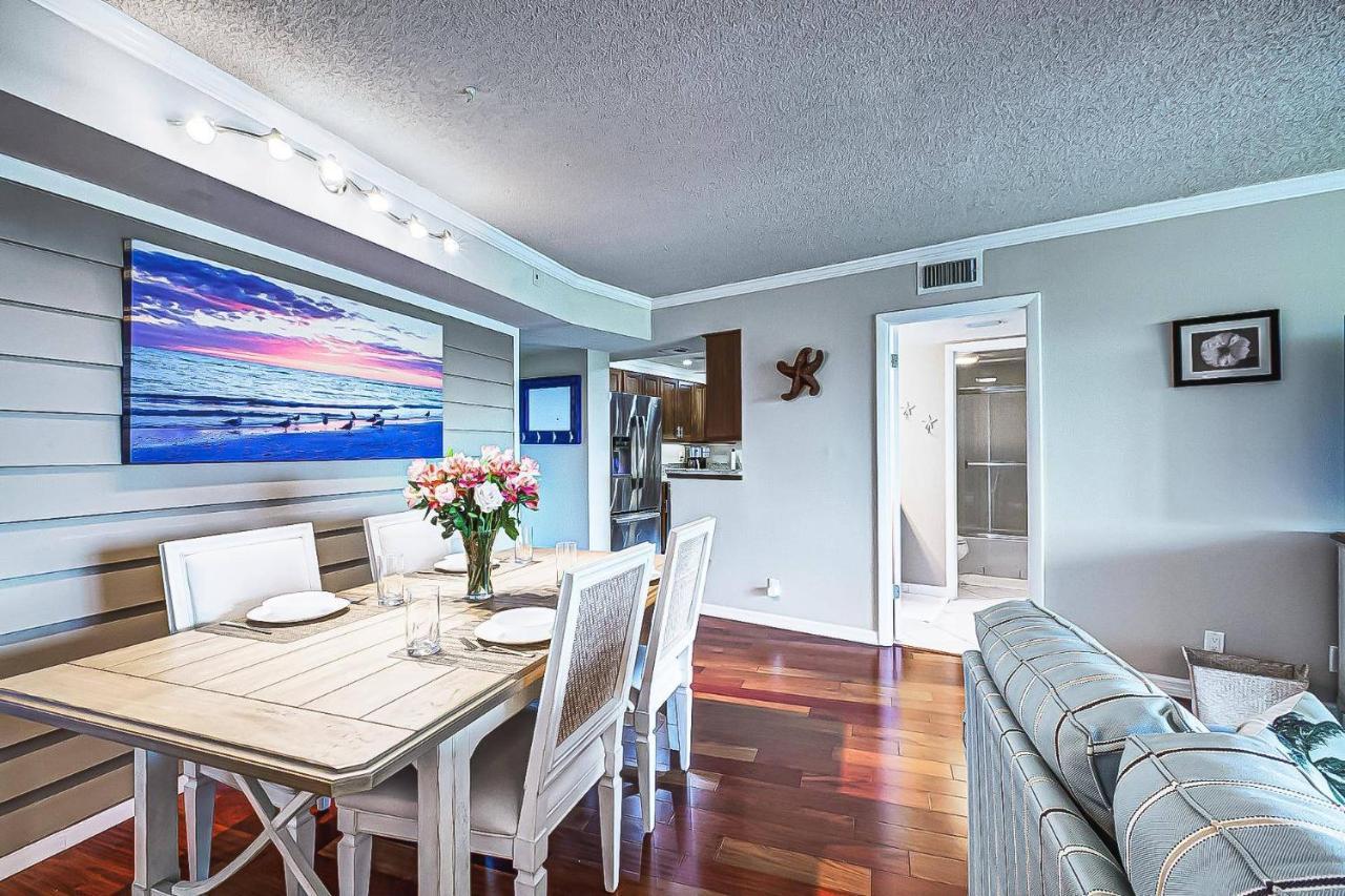Harbor Towers 3rd Floor, Bay Views Holiday home *
