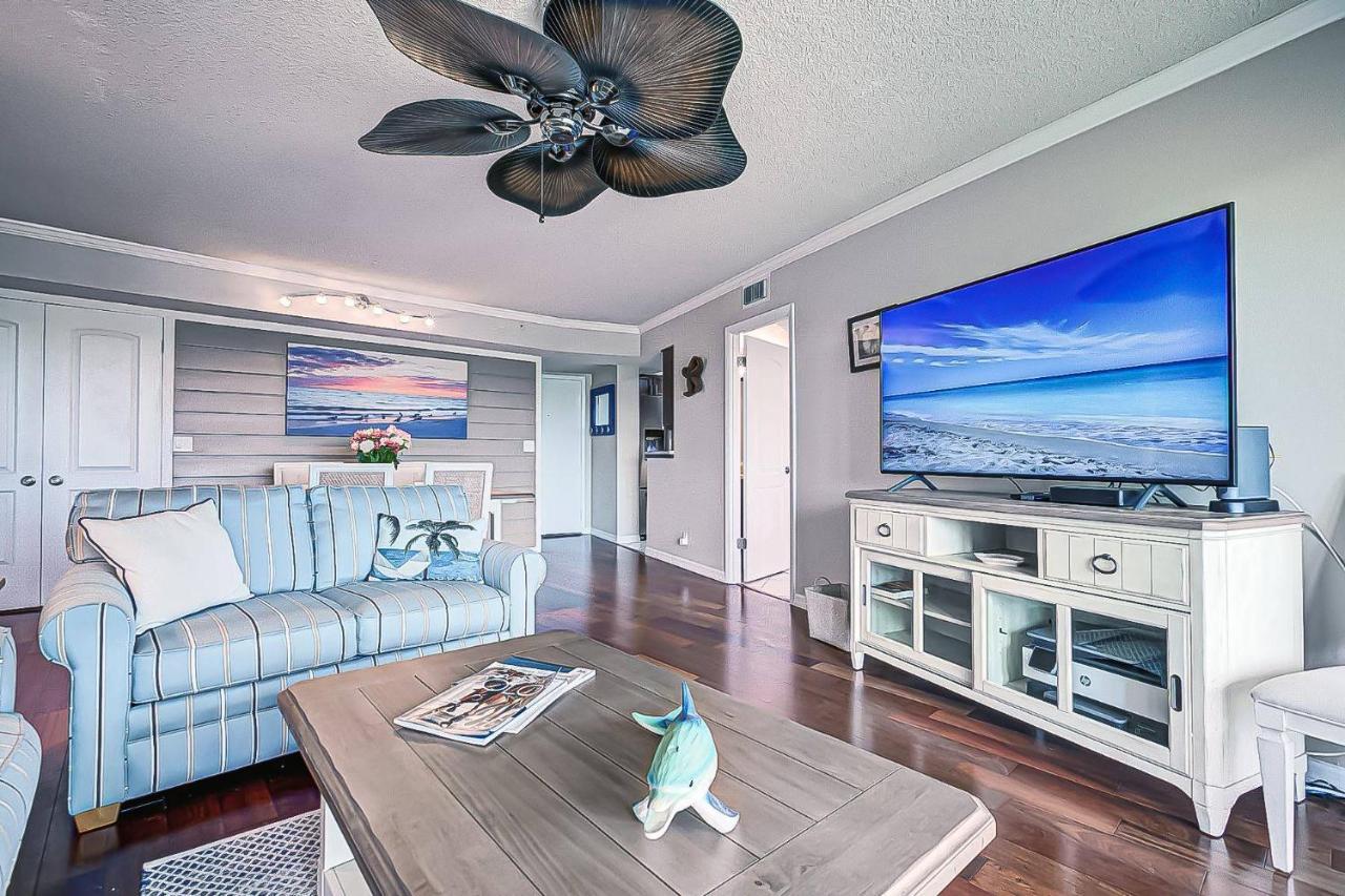 Harbor Towers 3rd Floor, Bay Views Holiday home