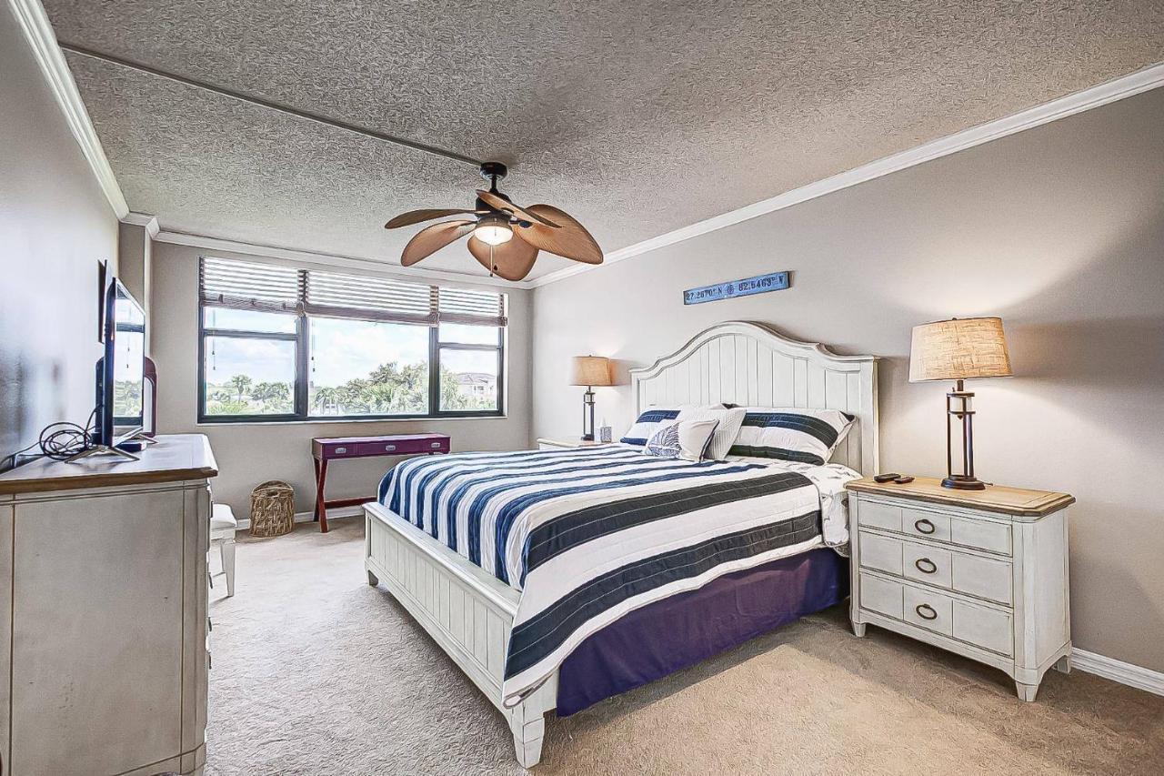 Holiday home Harbor Towers 3rd Floor, Bay Views *